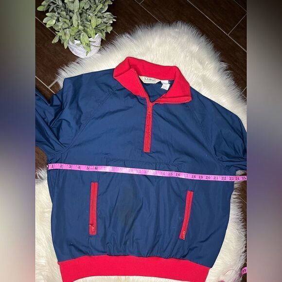 L.L Bean navy blue w/red trim vintage pullover sz large - Picture 4 of 6